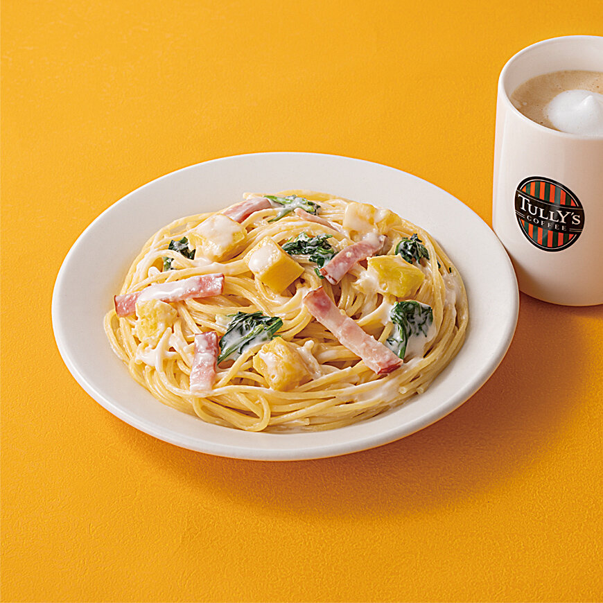 クリームパスタ